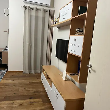 Tek Kompleksi Vind Тирана